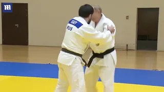 Putin takes part in training session with Russian judo champions