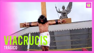 Trágico VIACRUCIS: Jesús cae de la cruz | La Rosa de Guadalupe | Exclusivo