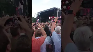 Guns 'n Roses Groningen Stadspark 2022 - intro Sweet Child'O Mine