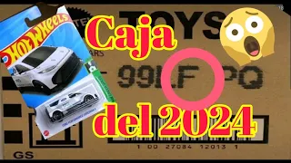 Caja "F" del 2024 de Hot Wheels Carros Visiosos