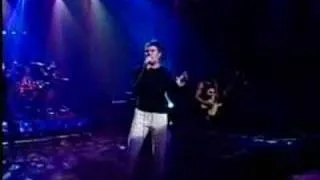 'Come Undone' - Canada - Live 95