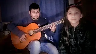 Hola Remix-Dalex (cover by Morena y Jony). Me sorprende 😮 11 años.