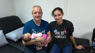 La familia de la chica rescatada de una secta en Perú, feliz por su regreso