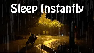 Relieve Stress To Sleep Instantly With Torrential Rain And Mighty Thunder On a Quiet Street At Night