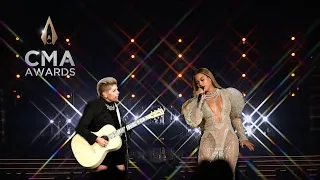 Beyoncé & The Chicks - Daddy Lessons (Live At The CMA Awards)