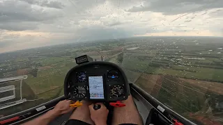 ⚡Glider landing in thunder and lightning (Heavy rain!!)⚡