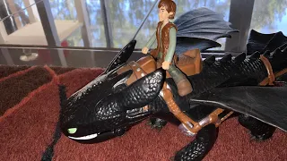How to train your dragon Young hiccup figure (first movie)
