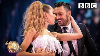 Rose Ayling-Ellis and Giovanni Pernice Samba to Cinema Italiano by Kate Hudson ✨ BBC Strictly 2021