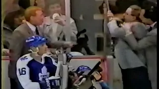 Detroit Red Wings vs Toronto Maple Leafs Mini-Brawl 1990 & Jacques Demers wants Doug Carpenter