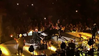 Billy Joel performs "The Entertainer" with Kevin Bacon at MSG