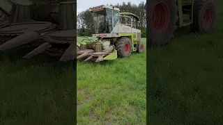 Sieczkarnia Claas Jaguar 690sl z ru450 na sprzedaż