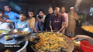 Bahawalpur Fareed Gate Shahi Bazar Street Food tour| Anda Shami burger famous food point |AtifMAltaf