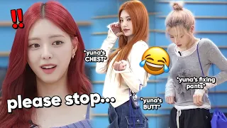 Itzy clowning their maknae yuna for 7 minutes straight
