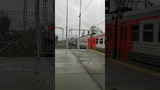 эт2м 059 в Оредеж отправляется со станции Павловск #train_rus #санктпетербург #железнаядорога #ржд.
