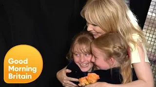 Kylie Minogue Helps Sisters Sophie and Lauren Pay Tribute to Their Late Mum | Good Morning Britain