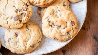 Copycat Crumbl Chocolate Chip Cookies Recipe