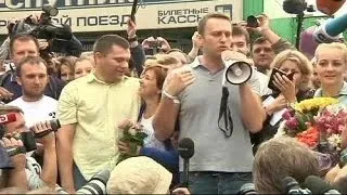 Russia's Navalny vows to fight on after being freed from jail