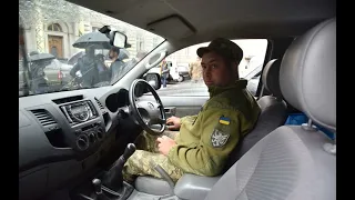 В Украине для военных временно изменят правила регистрации авто.