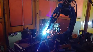 Auto part  MIG Welding by Yaskawa robot