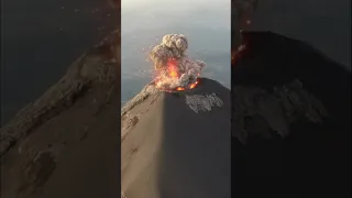 Volcán de Fuego Erupts in Guatemala!