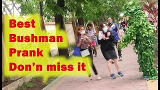 bushman prank. best reaction ever. interesting bushman prank leluco bushman, reaksi terbaik.