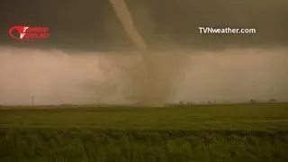 Violent drillbit tornado! April 14, 2012!