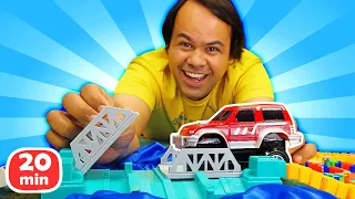 O que o carro vai fazer ao chegar na casa do amigo? História infantil com brinquedos em português.