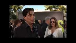 Benicio Del Toro Interview -- SAVAGES World Premiere