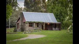 Classic Kiwi Cottage on Outstanding Rural