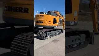 Liebherr R926 walkaround