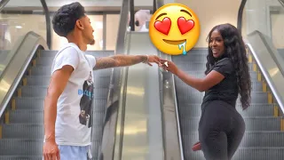 TOUCHING RANDOM STRANGERS ON THE ESCALATOR *Houston Edition*