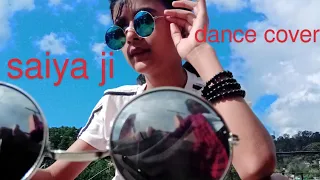 Saiya ji😙 dance cover by amisha and Monika(honey Singh) (memonika)