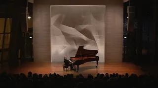 András Schiff plays Schubert and Beethoven at the Foundation Louis Vuitton