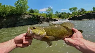 HAMMERING Smallies in a Beautiful Creek!