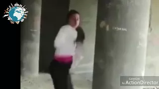 Woah: Girl Kicking A Concrete Pillar Like A Boss