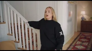 Adele Singing Tottenham Anthem (Glory Glory Tottenham Hotspur)
