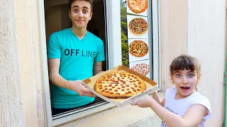 عبود فتح مطعم بيتزا في بيتنا | Pizza restaurant at home￼