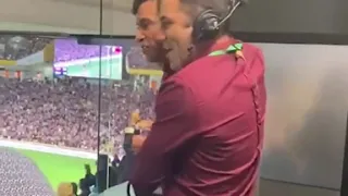 Johnathan Thurston & Cam Smith celebrate the Queensland State of Origin win