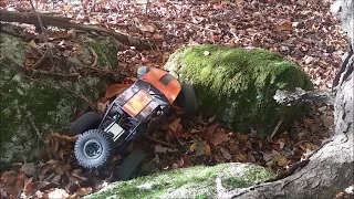 Axial Bomber fall woods run