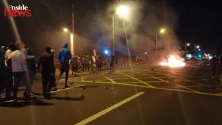 À Cite Valleejee : Des rochers et autres projectiles jonchent le sol