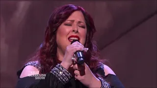 Kelly Clarkson sings "God Only Knows" with Wendy and Carnie Wilson Live 2021 HD 1080p