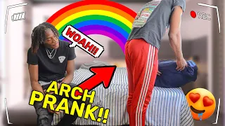 ARCHING MY BACK PRANK ON BOYFRIEND😍😩* Gone right *