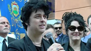 Approfondimento. Billie Joe Armstrong dei Green Day, cittadino onorario di Viggiano