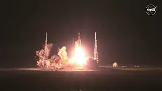 Artemis 1 launch but its For All Mankind