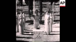 SYND 30 1 76  TRADITIONAL OLYMPIC FLAME LIGHTING CEREMONY AT OLYMPIA, GREECE