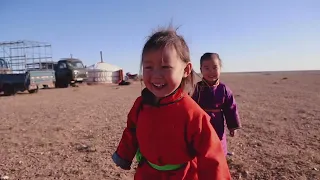 Mongolian #Yurt / #Ger with #Nomadic Family in the steppes of #mongolia #travel #explore