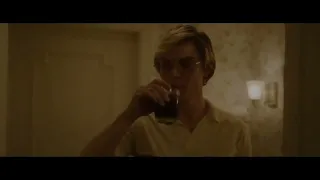 DAHMER - Monster: EP 4 Dahmer used Halcion On Himself..