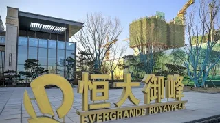 Indebted Chinese Developer Evergrande Avoids Default on Onshore Bond