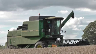Harvest 2016 John Deere 1075 Combine Harvester