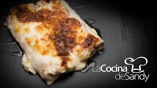 Canelones o crepes de pollo con salsa blanca o bechamel